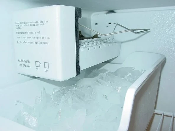 ¿Por qué mi nevera no hace hielo? Problemas comunes del ice maker